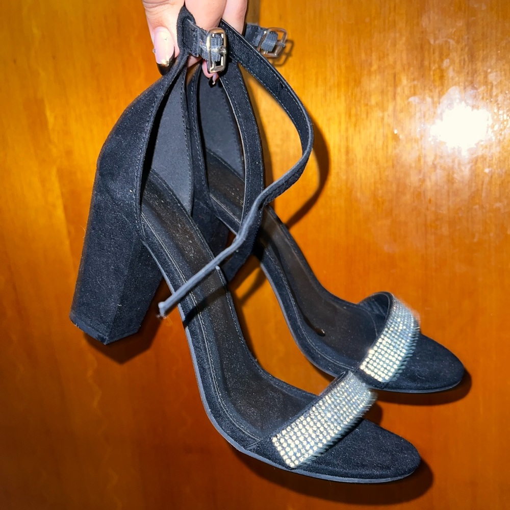 Black heels with silver details